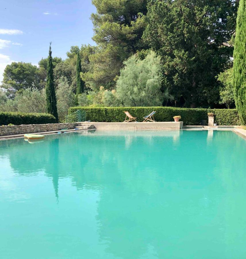 Mas De Monge Hotel Tarascon Bagian luar foto