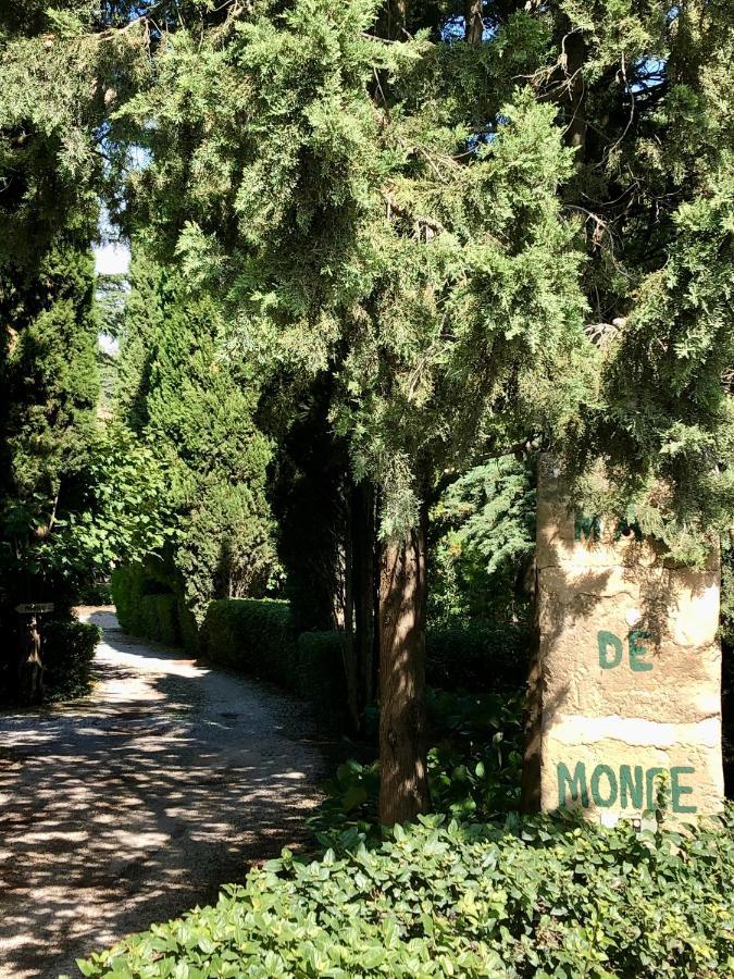 Mas De Monge Hotel Tarascon Bagian luar foto