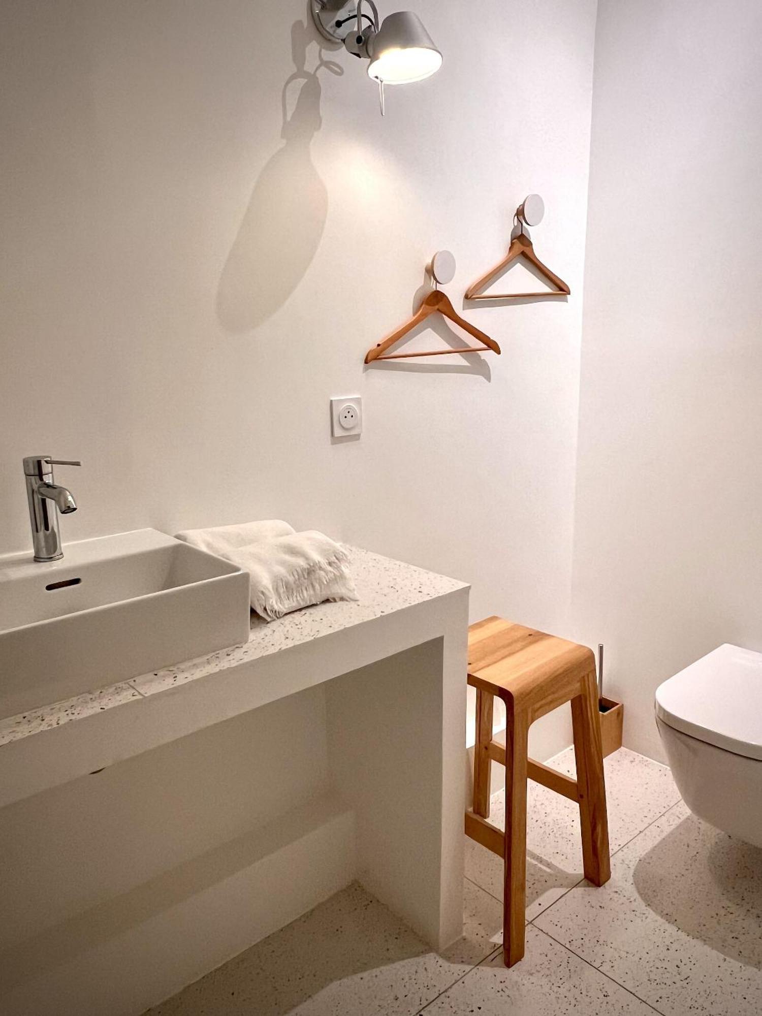Mas De Monge Hotel Tarascon Ruang foto