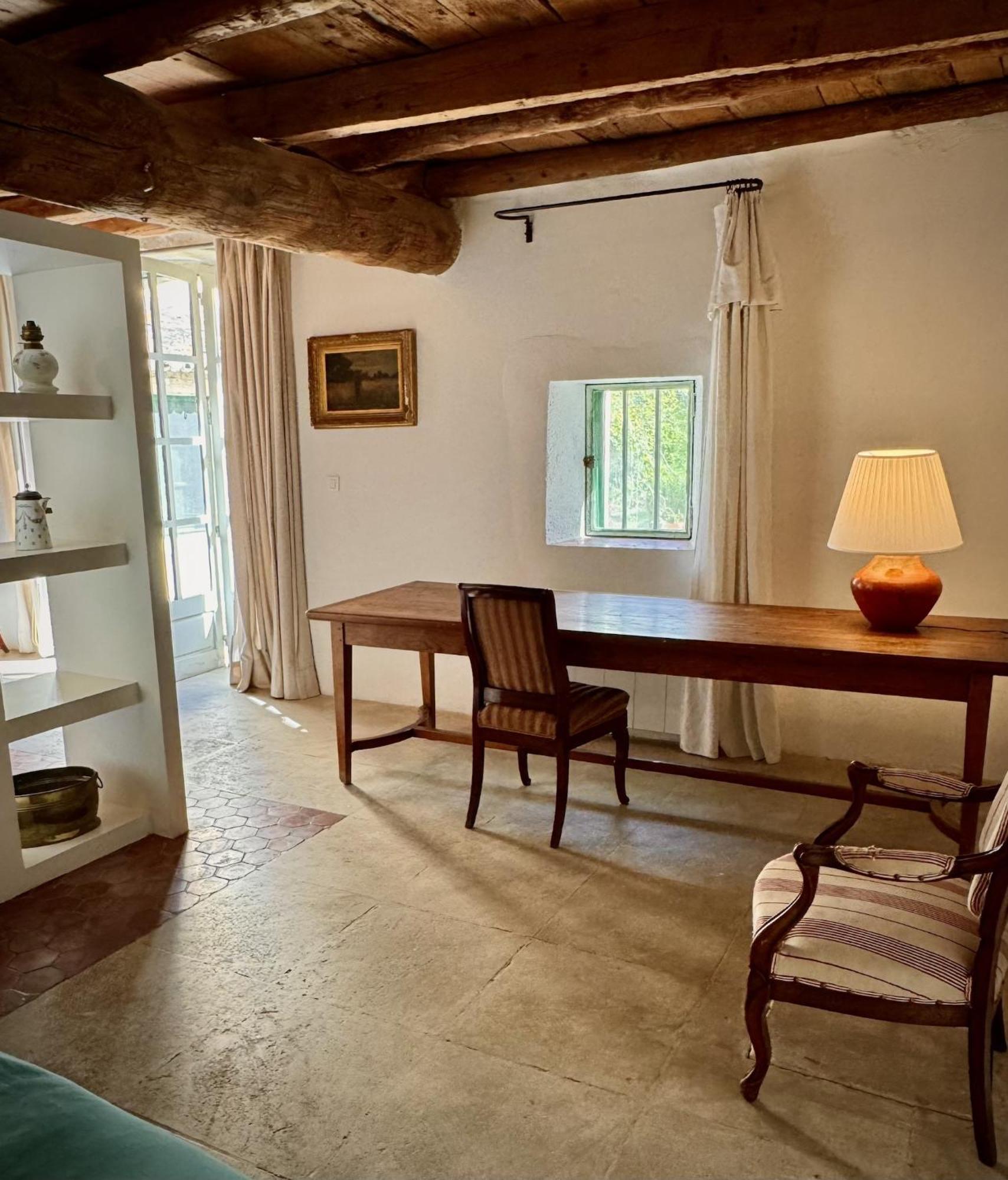 Mas De Monge Hotel Tarascon Ruang foto